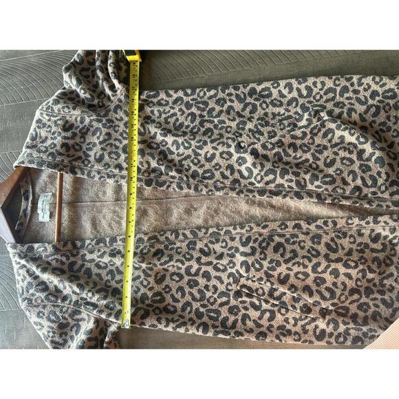 Abercrombie & Fitch Soft A&F Leopard Animal Print Duster Cardigan Women Size XS - Picture 10 of 12